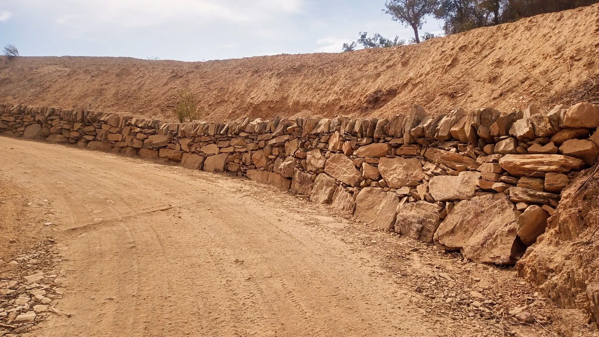 Trockenmauer-Stützwände Portugal